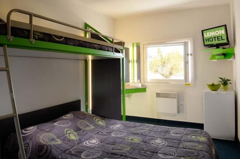 Lemon Hotel Avignon Rochefort الغرفة الصورة